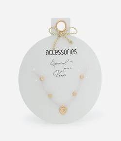 Colar Curto com Mini Cristais Artificias e Pingentes de Coração