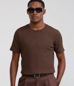Camiseta Slim com Textura Vertical
