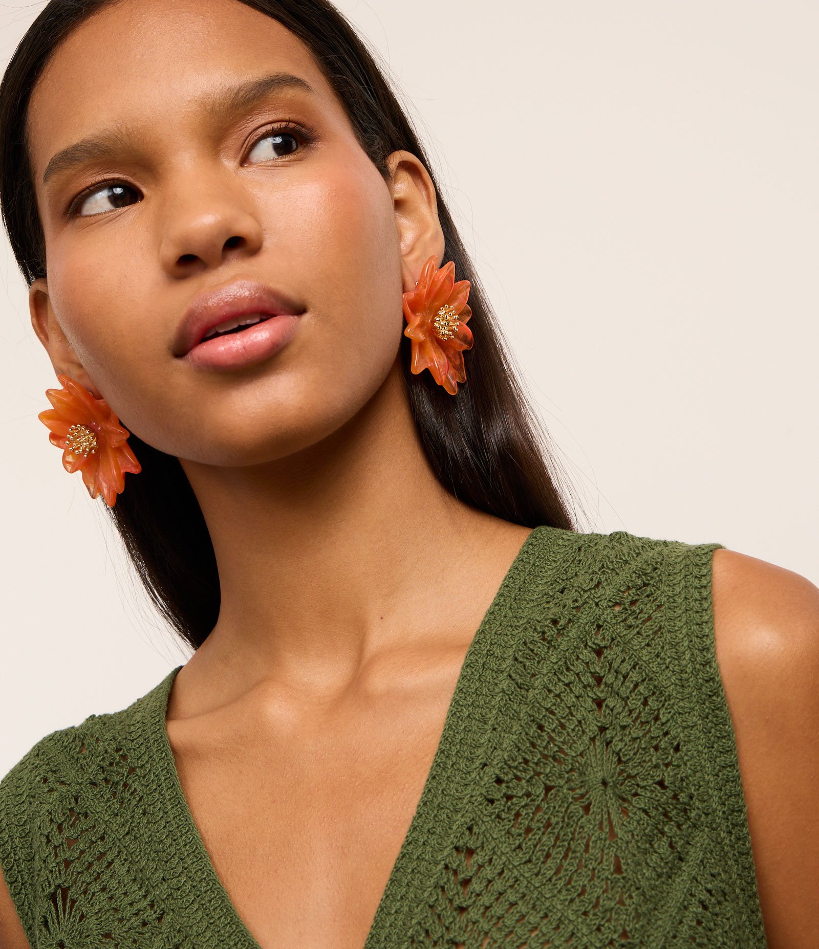 Brinco Botão em Resina com Formato Flor Laranja 1