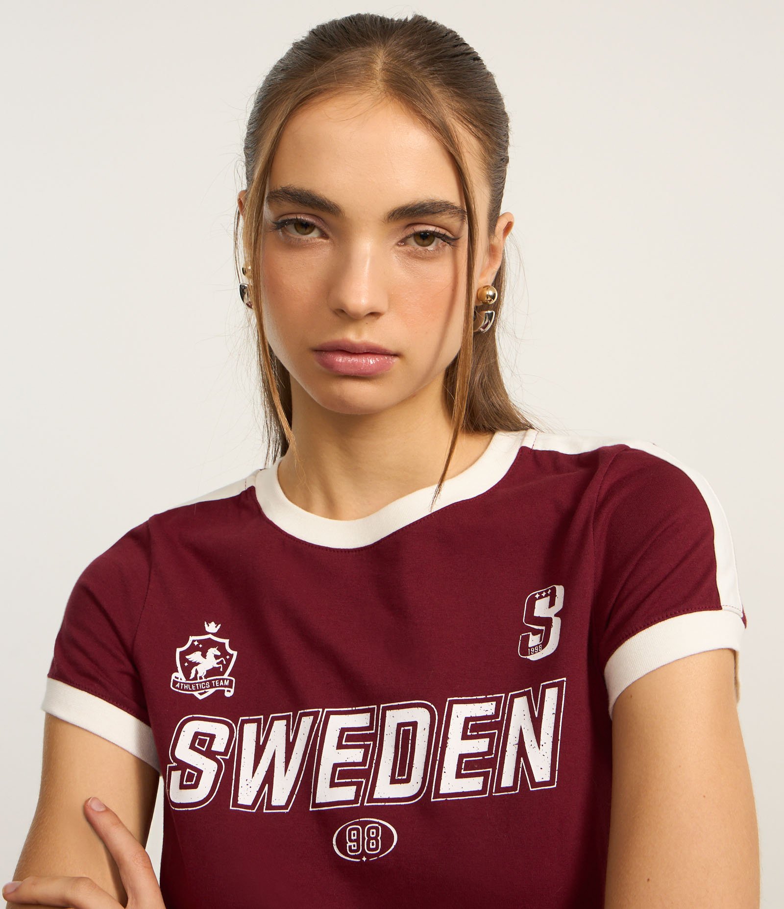 Blusa New T-shirt em Algodão com Lettering Sweden Bordô 2