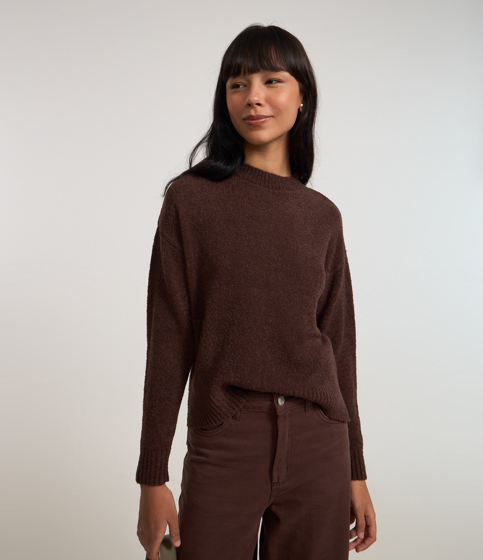 Suéter em Tricô Mousse com Barra Mullet Marrom 1