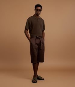 Bermuda Baggy em Linho Encerado com Amarração Alfaiatada