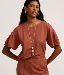 Blusa T-Shirt Boxy em Orly com Pregas nas Mangas