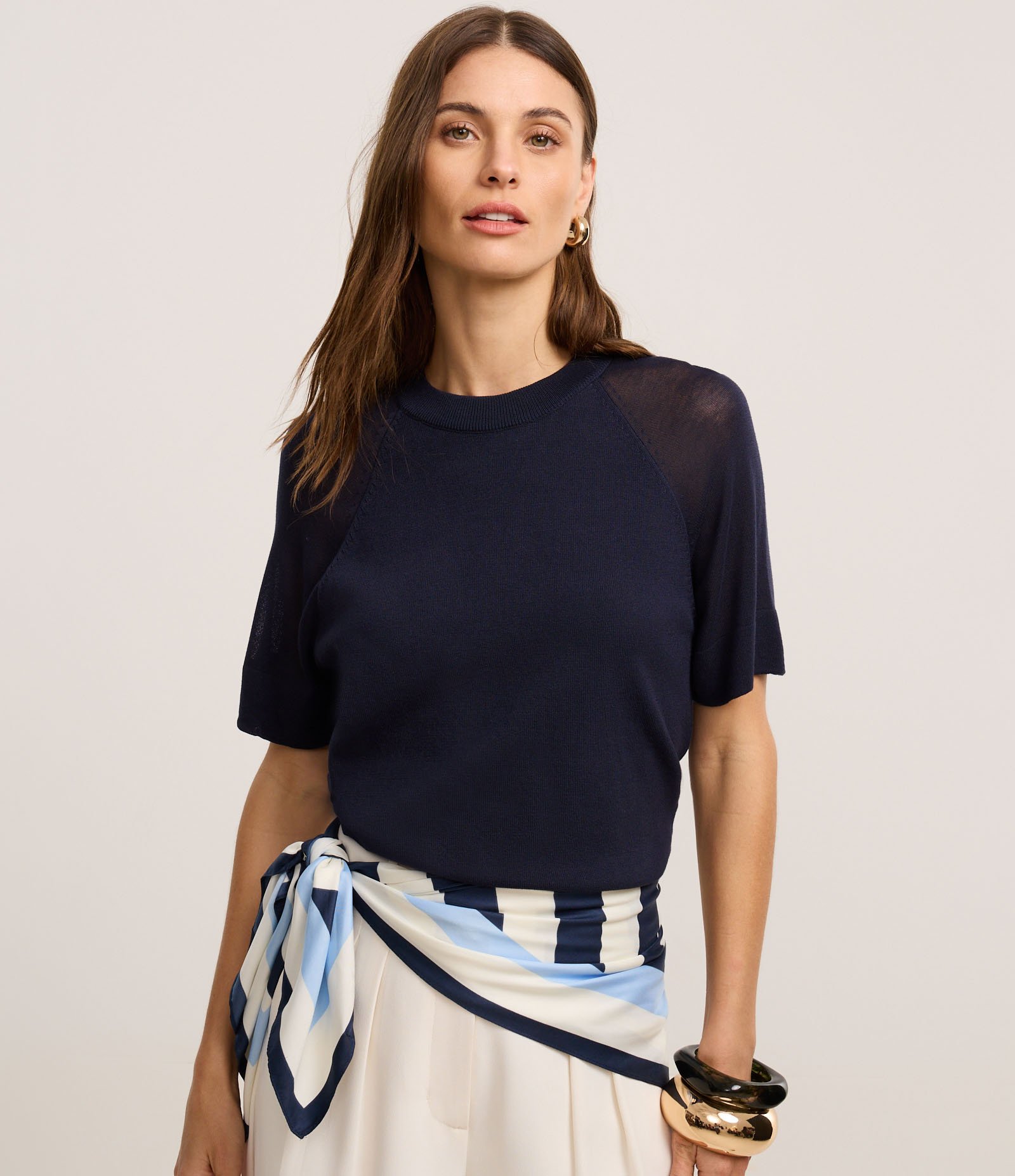 Blusa em Tricô com Cava Raglan e Manga Transparente Azul Marinho 1