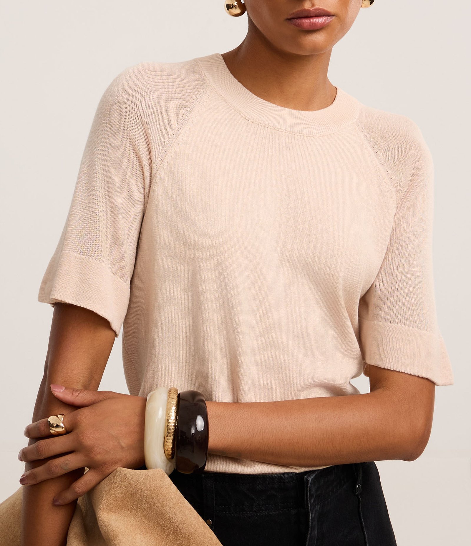 Blusa em Tricô com Cava Raglan e Manga Transparente Bege 3