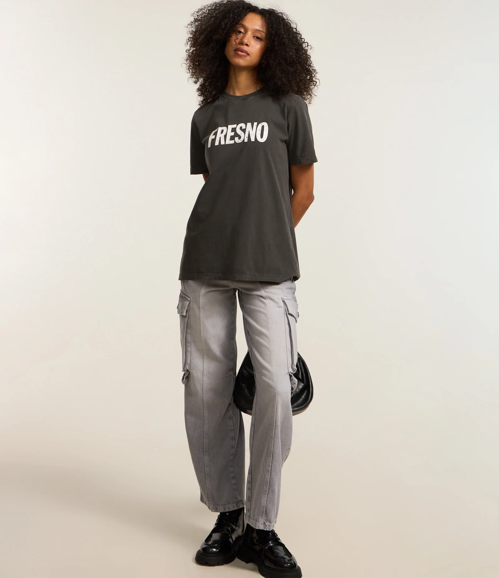 Camiseta Alongada em Algodão com Estampa Fresno Preto 2