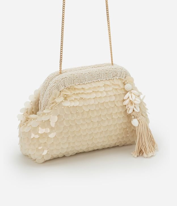 Bolsa Clutch em Paetês com Conchas no Tassel e Alça Corrente