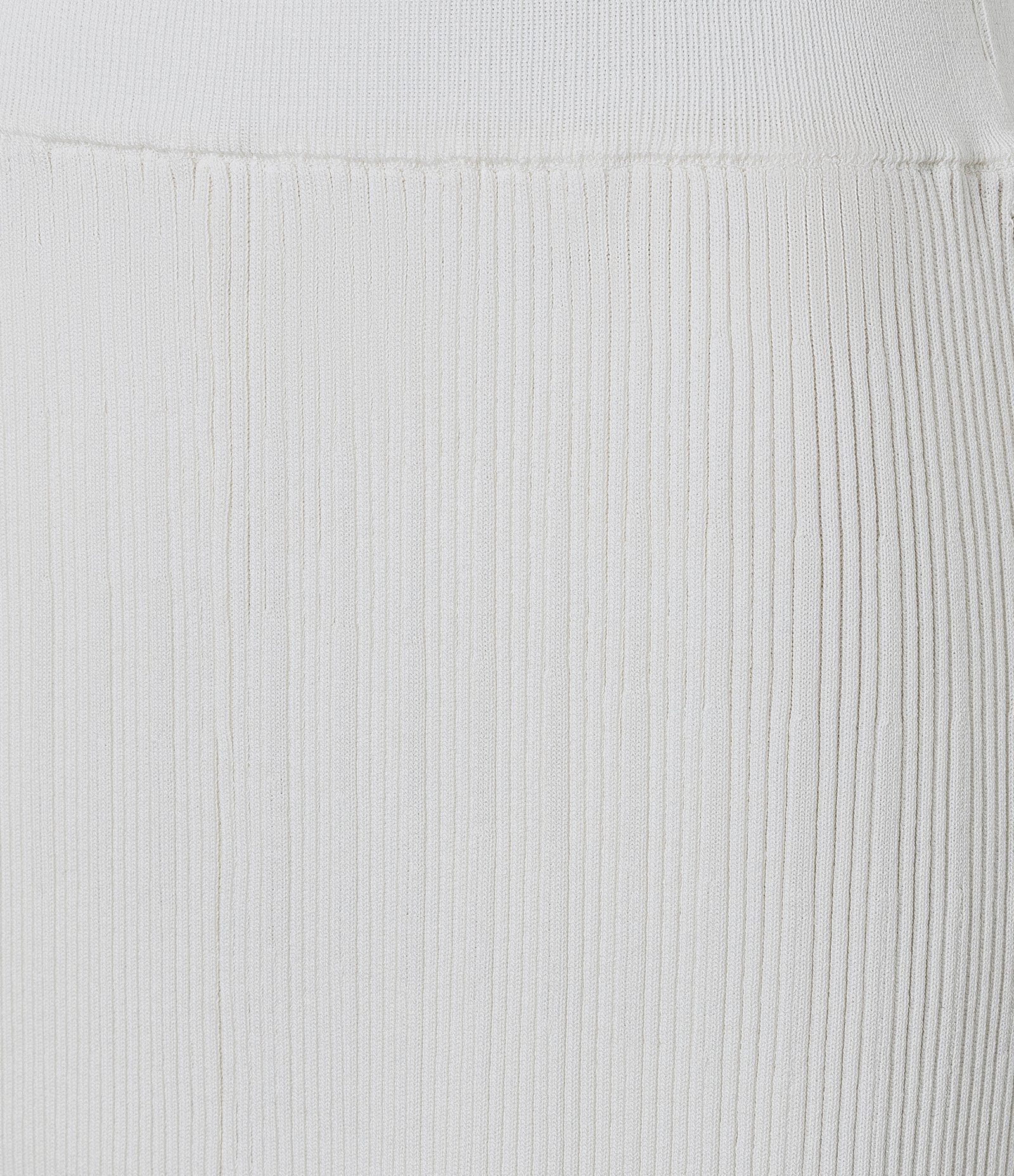 Saia Evasê Midi em Tricô com Elástico no Cós Off White 7