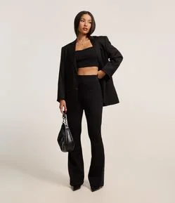 Calça Flare em Ponto Roma com Cós Alto