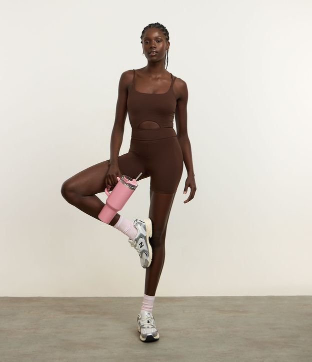 Macaquinho Esportivo em Microfibra com Cutout e Alças Diferenciadas