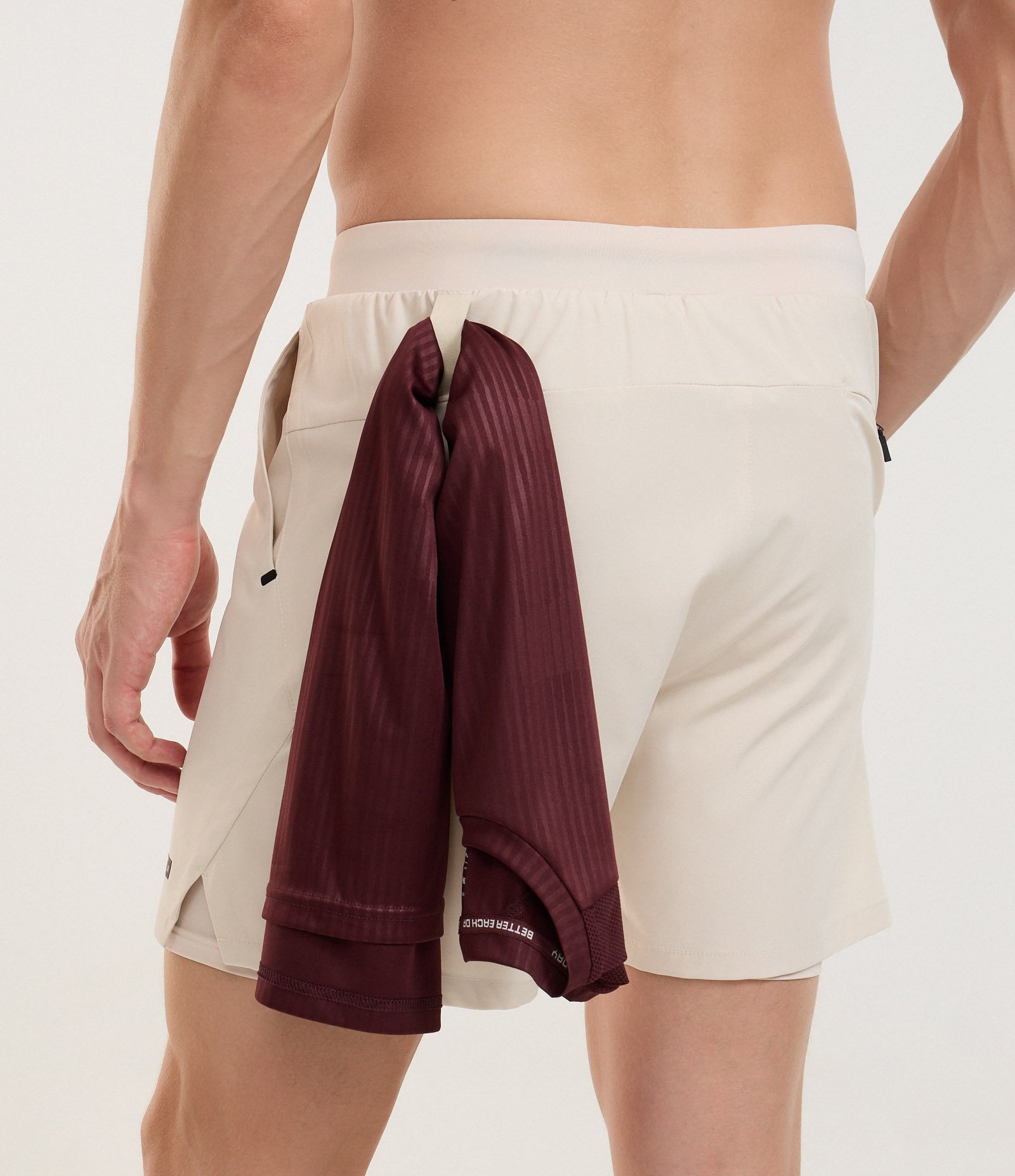 Bermuda Esportiva Corrida com Short de Compressão Bege 6