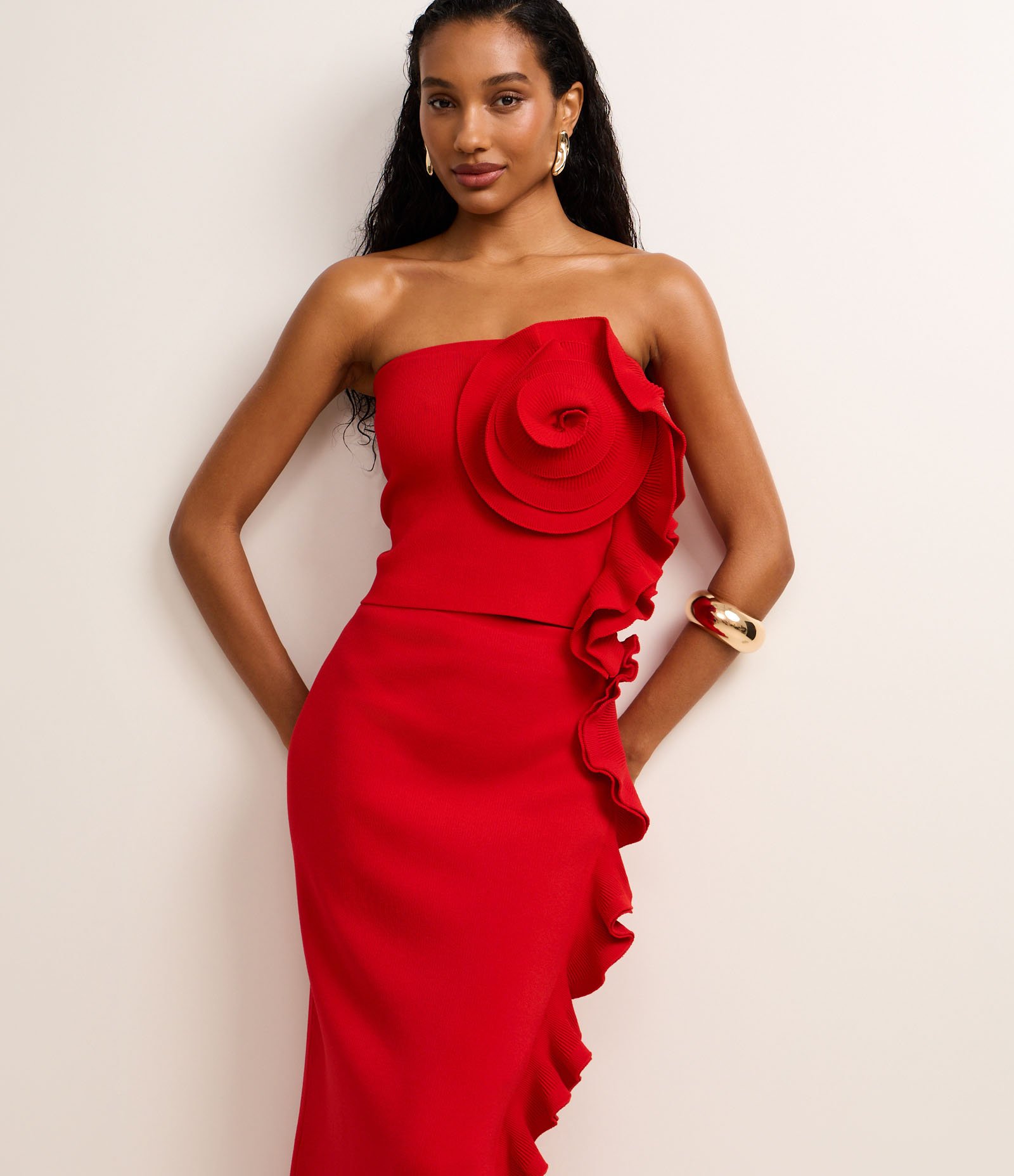 Saia Long Midi em Tricô com Babado Lateral e na Barra Vermelho 3