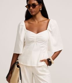 Blusa em Viscolinho com Decote Coração e Lastex