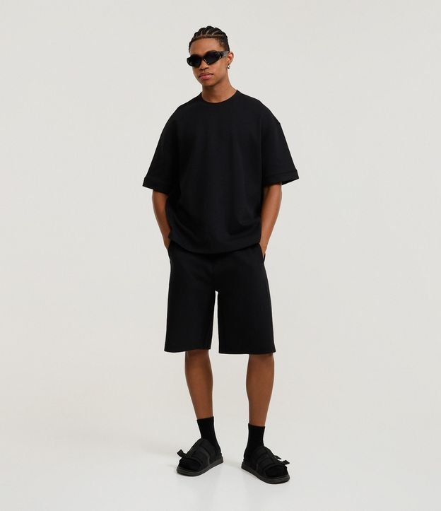 Cor: Preto | Tamanho: M