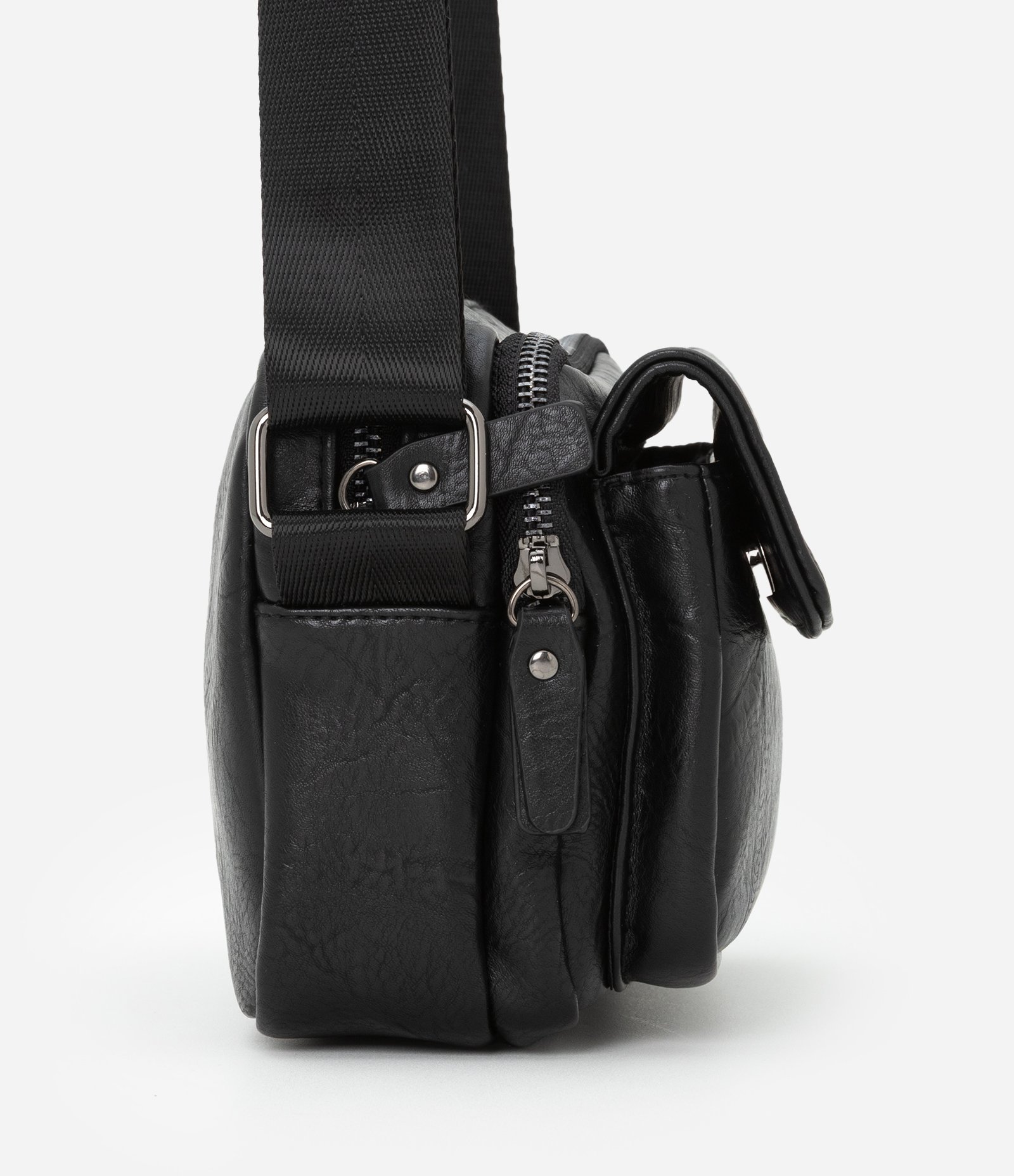 Bolsa Shoulder Bag em PU com Bolso Flap Preto 9