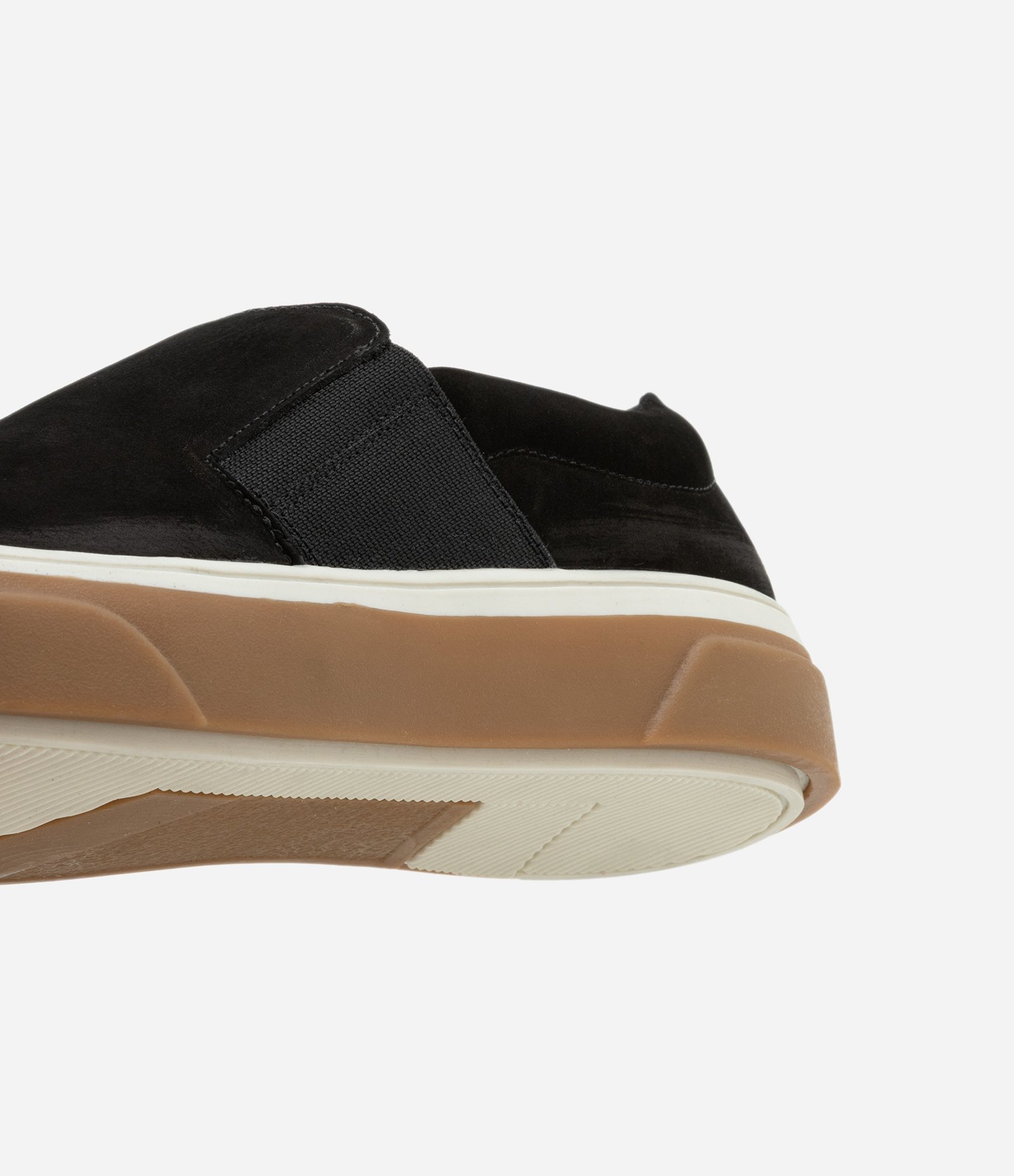 Tênis Slip On em Nobuck com Sola Bicolor Preto 3