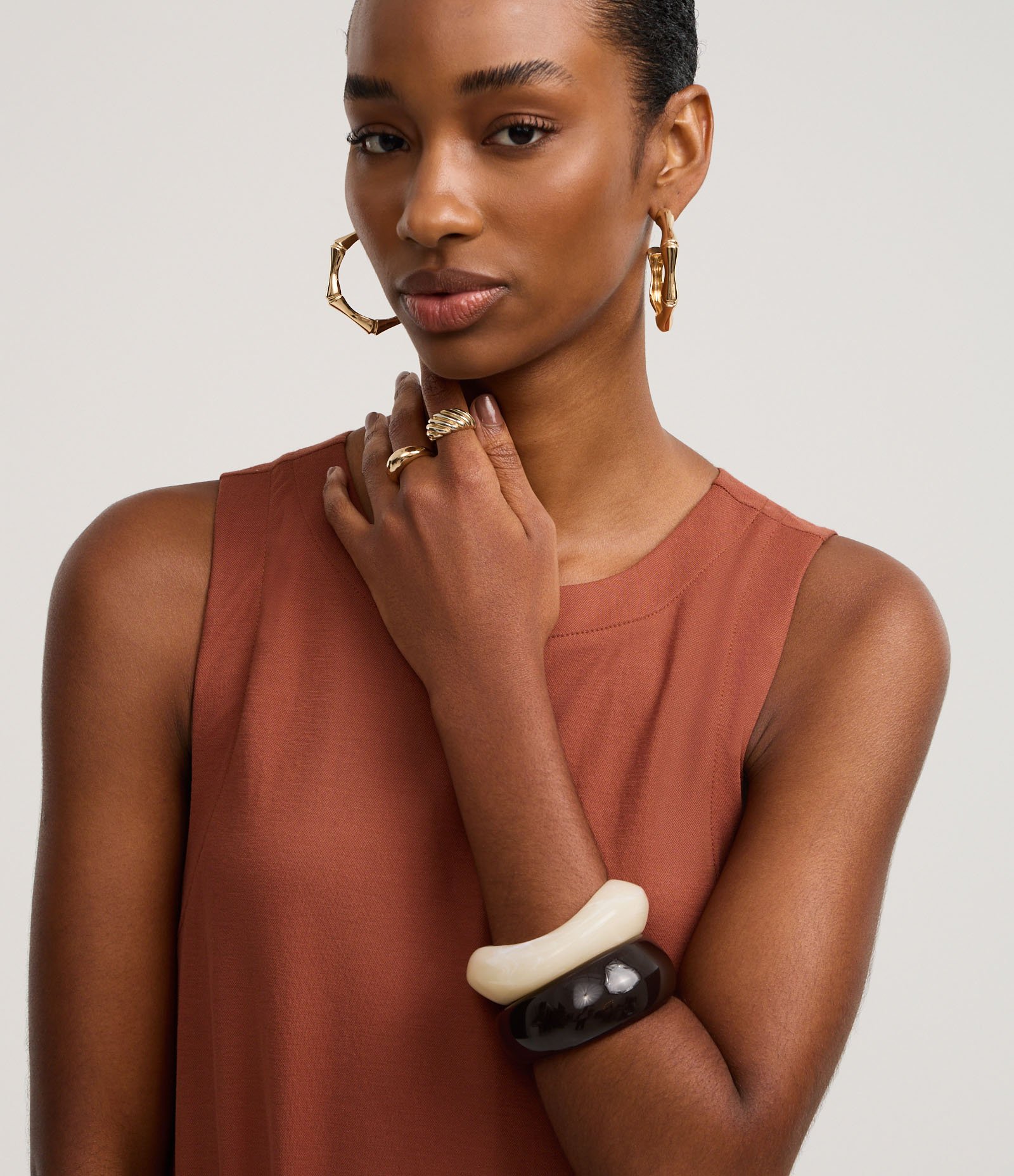 Vestido Evasê Long Midi em Orly com Gola Redonda Marrom 3