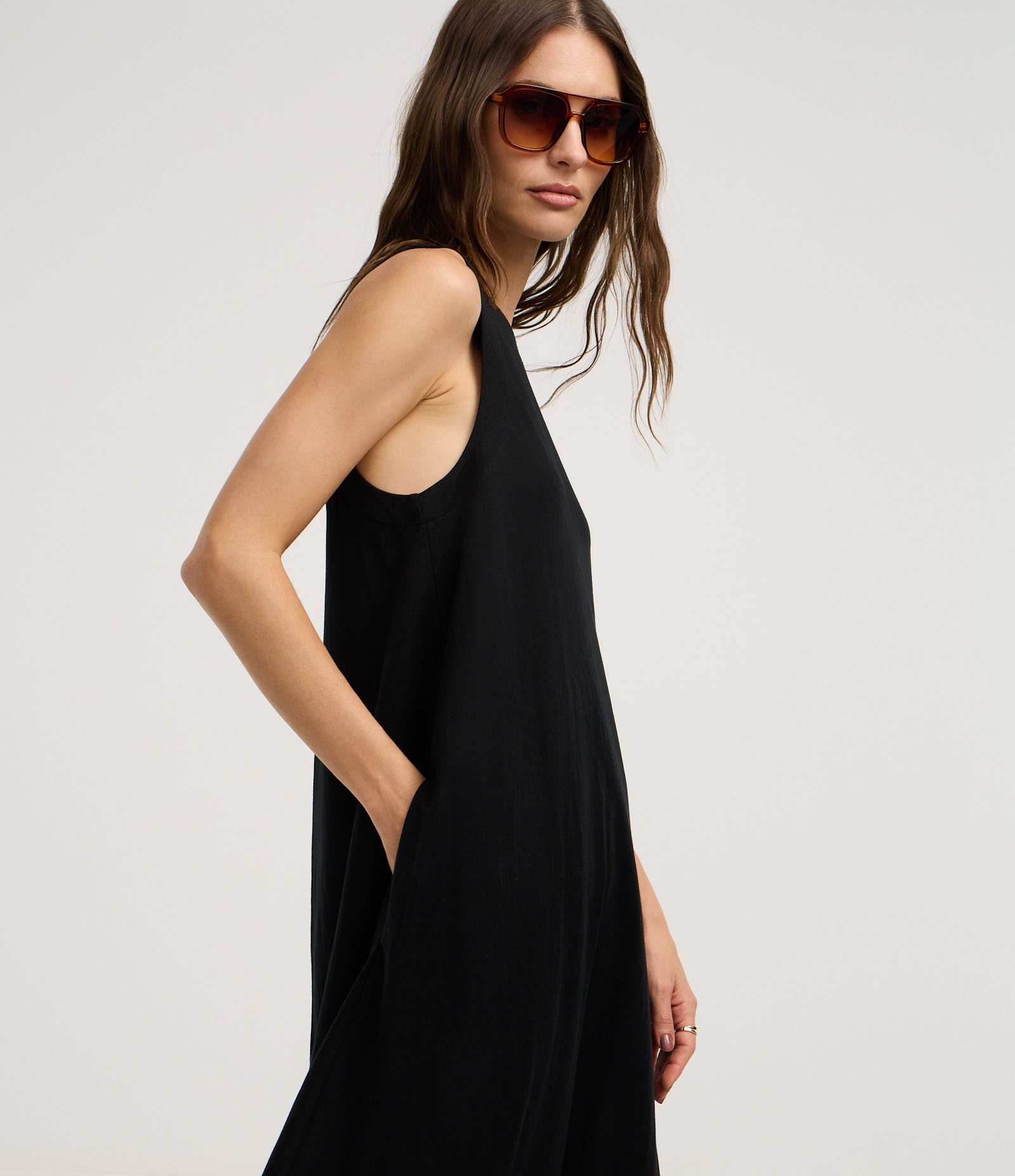 Vestido Evasê Long Midi em Orly com Gola Redonda Preto 4