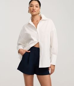 Short Alfaiatado Cintura Alta com Pregas e Lapela