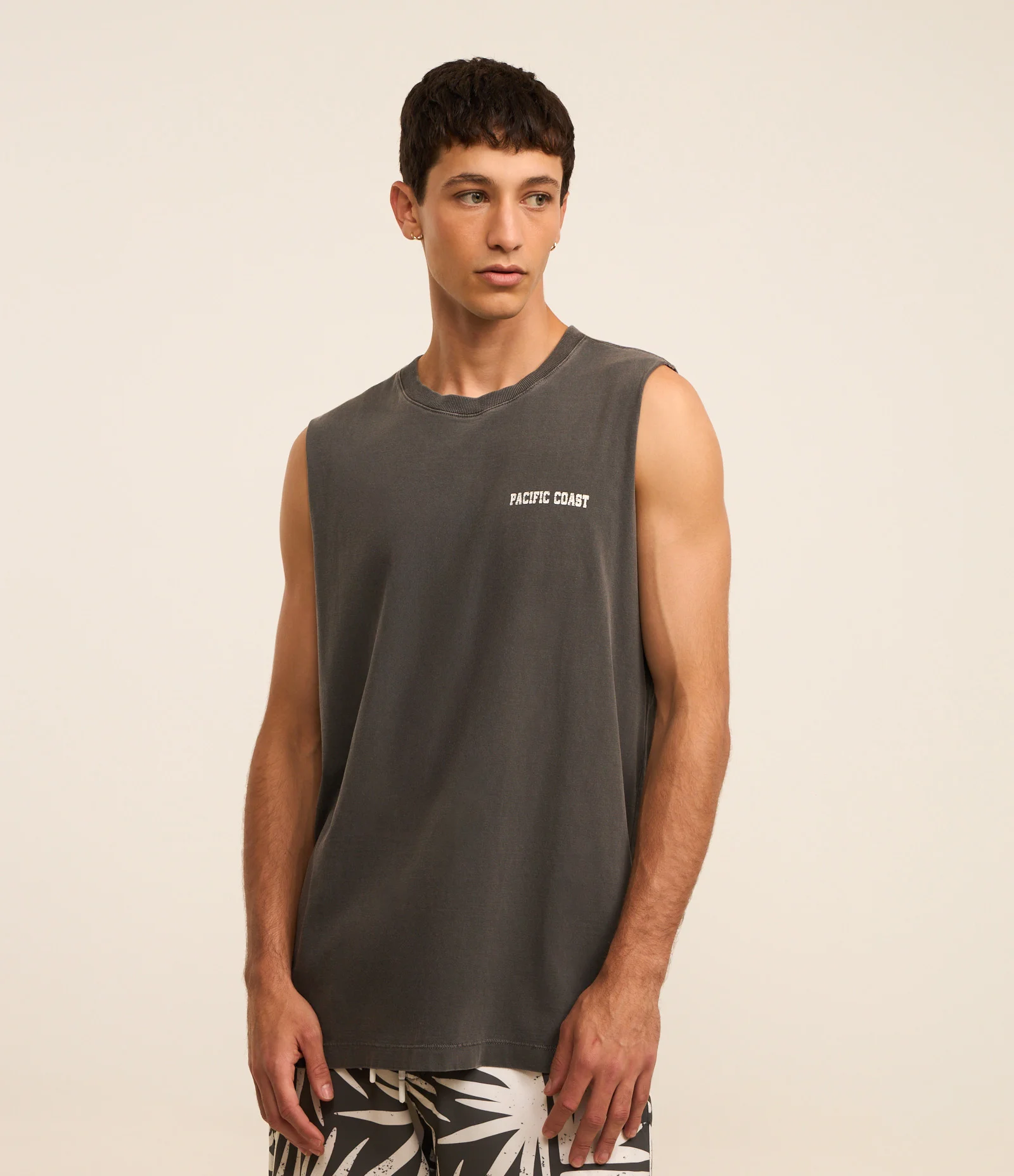 Regata Comfort em Algodão com Estampa Lettering Praia Preto 1