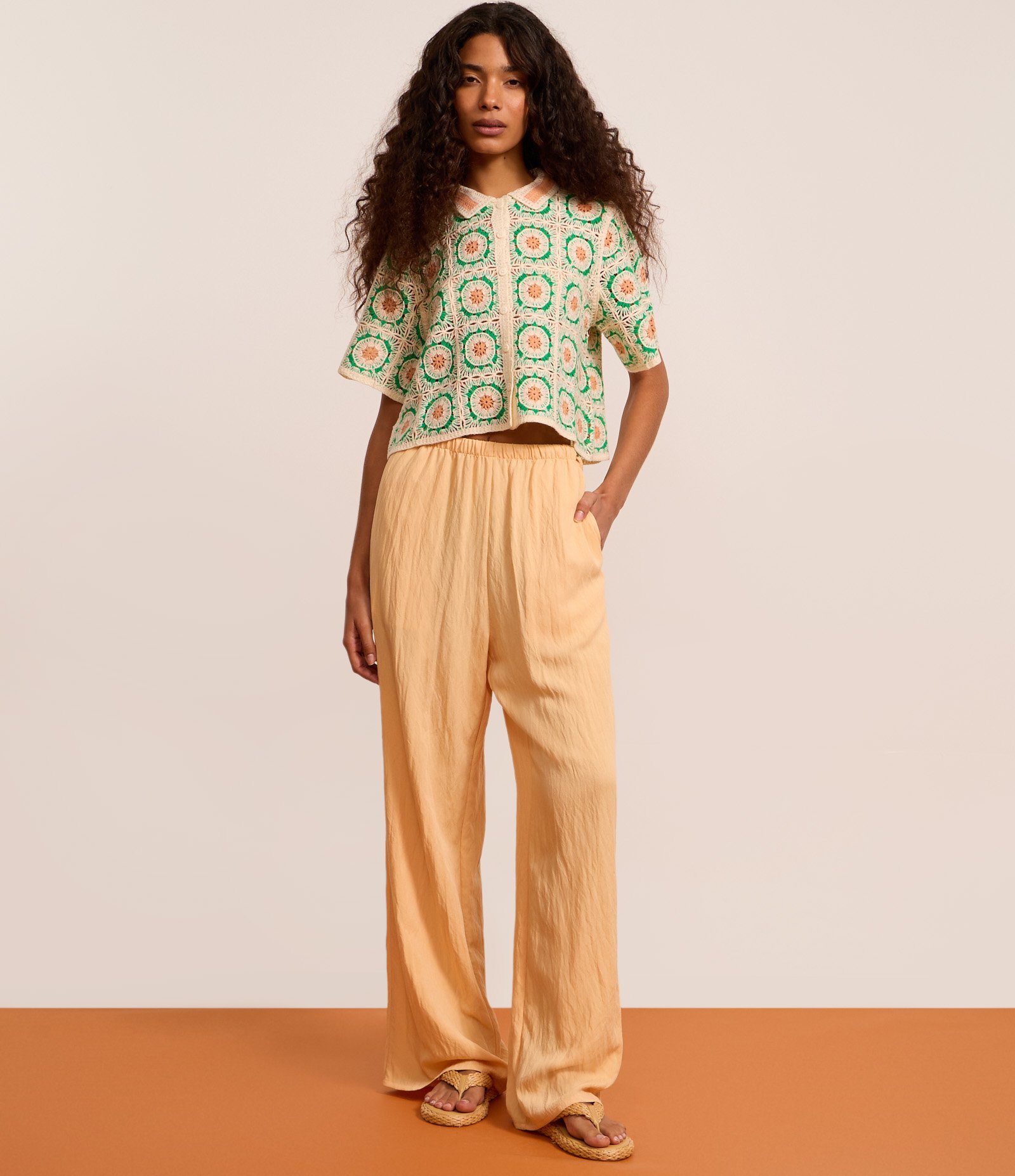 Camisa Box em Tricô com Estampa Geométrica Bege 5