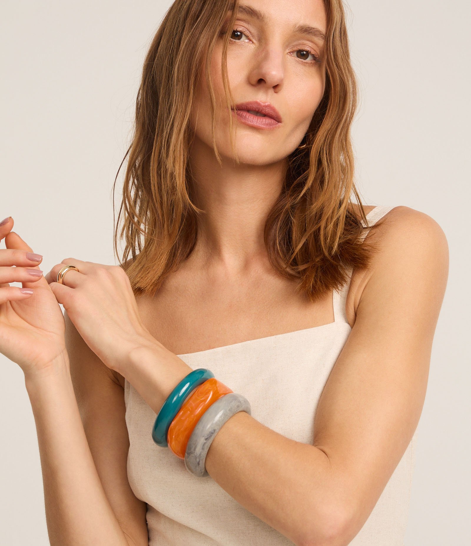 Vestido Evasê em Viscolinho com Estampa Folhagem Aquarelada Bege 3