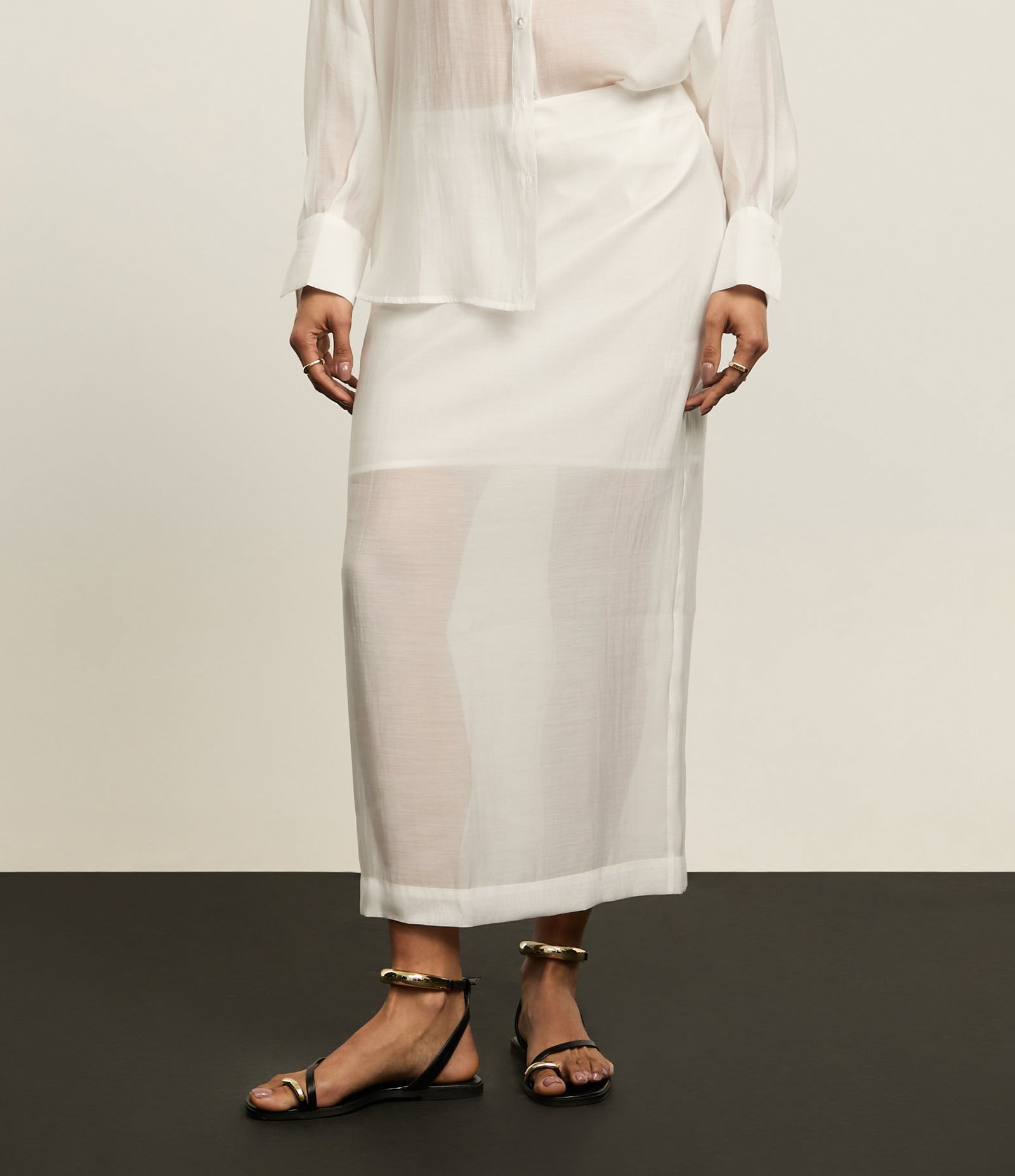 Saia Reta Midi em Organza com Transparência Branco 7