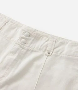 Calça Reta em Jeans com Cós Alfaiataria e Botão Forrado Curve & Plus Size