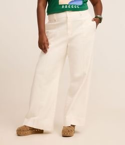 Calça Reta em Jeans com Cós Alfaiataria e Botão Forrado Curve & Plus Size