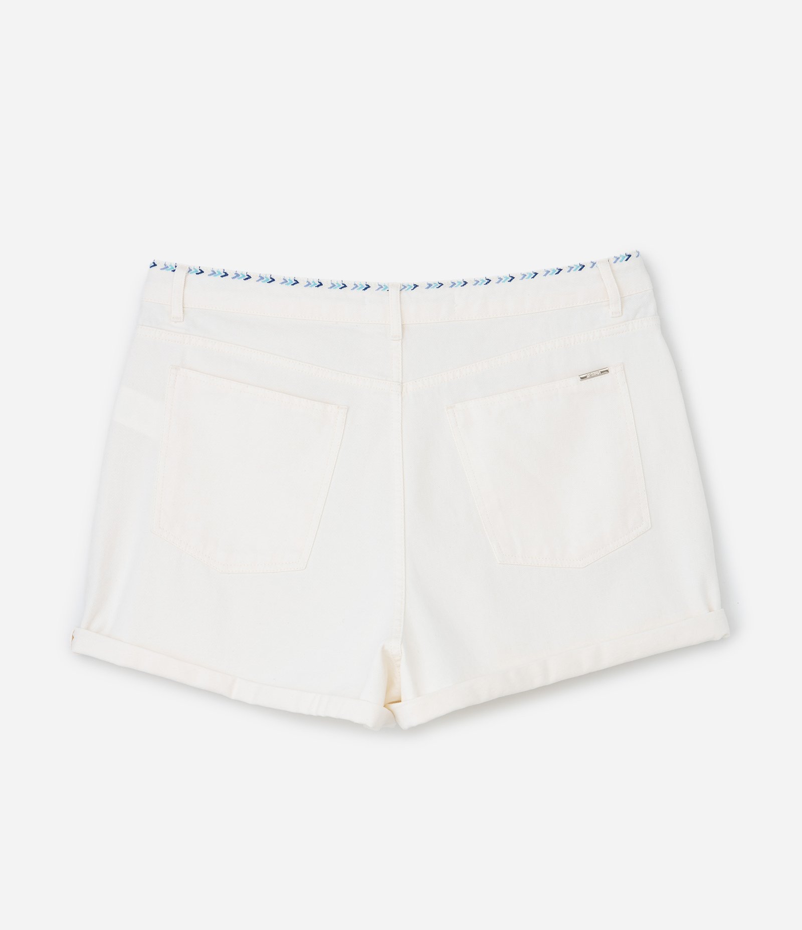 Short Mom em Sarja com Bordado Contrastante e Barra Dobrada Curve & Plus Size Off White 6
