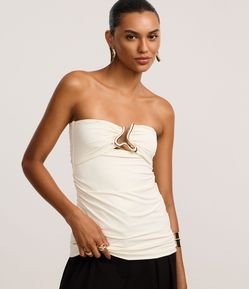 Blusa Sem Alça em Microfibra com Aviamento no Decote