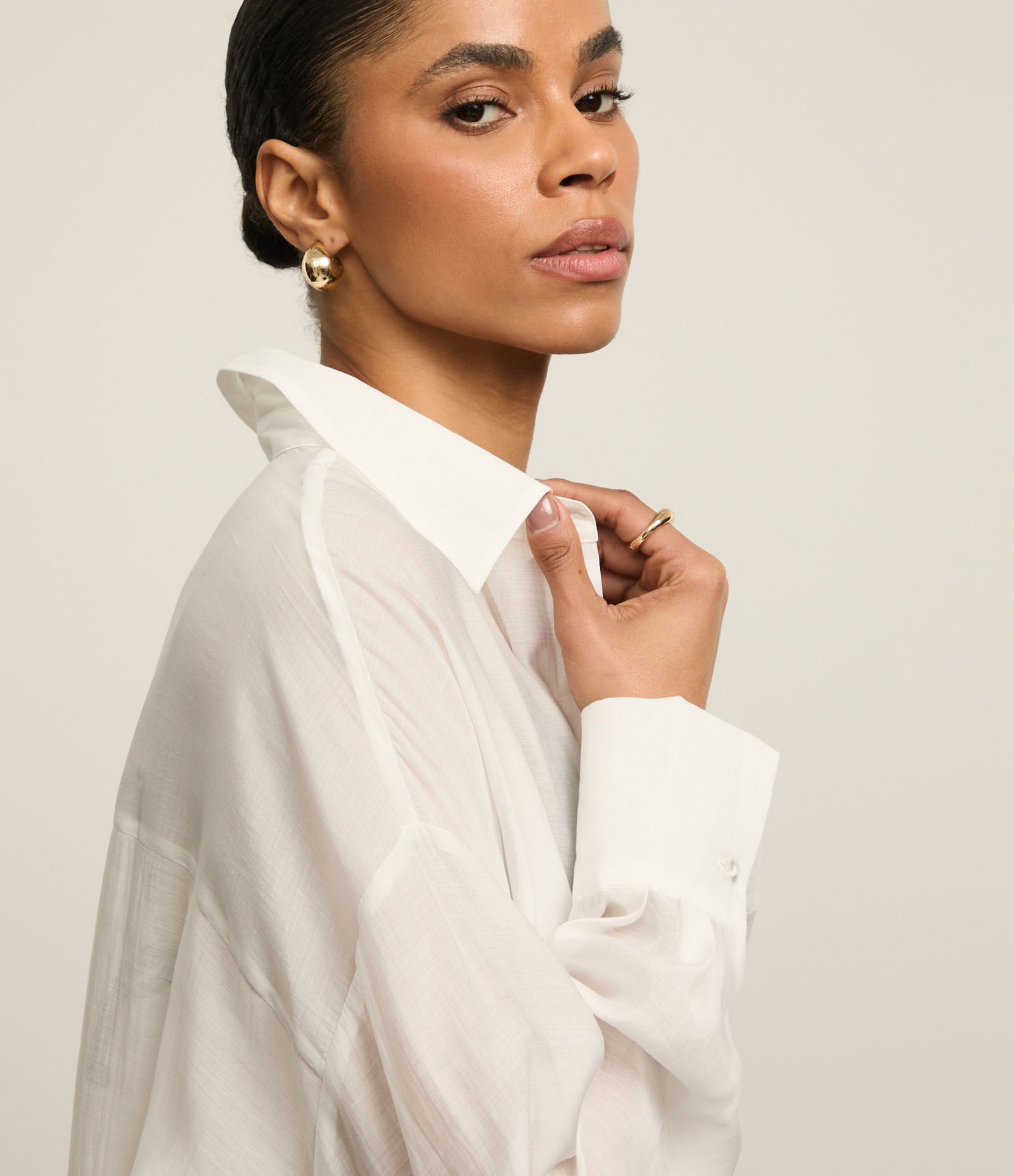 Camisa Oversized em Organza com Transparência Branco 11