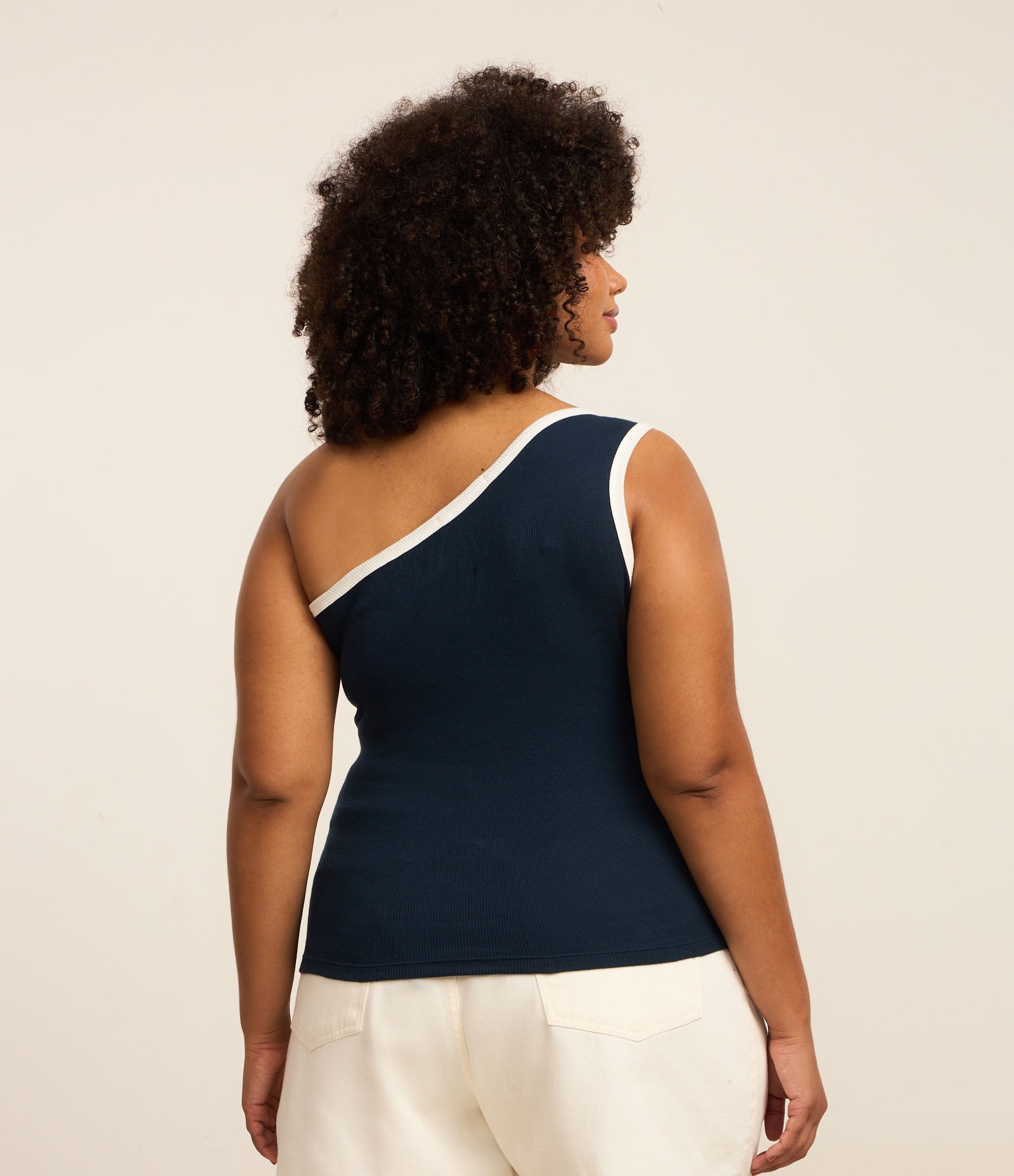 Blusa Ombro Único em Ribana com Viés Contrastante Curve & Plus Size Azul Marinho 4