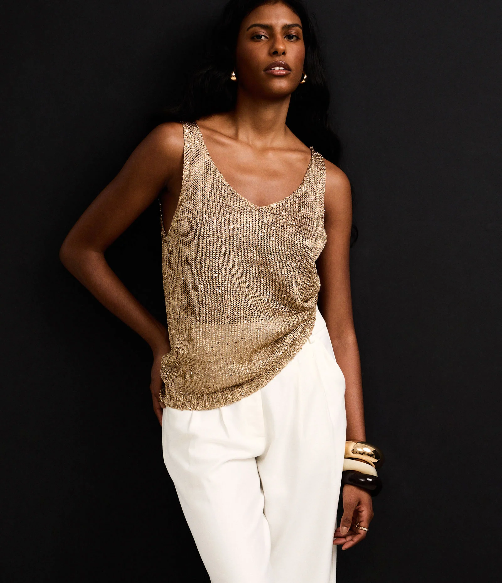 Blusa em Tricô com Fios e Paetês Metalizados Bege 5