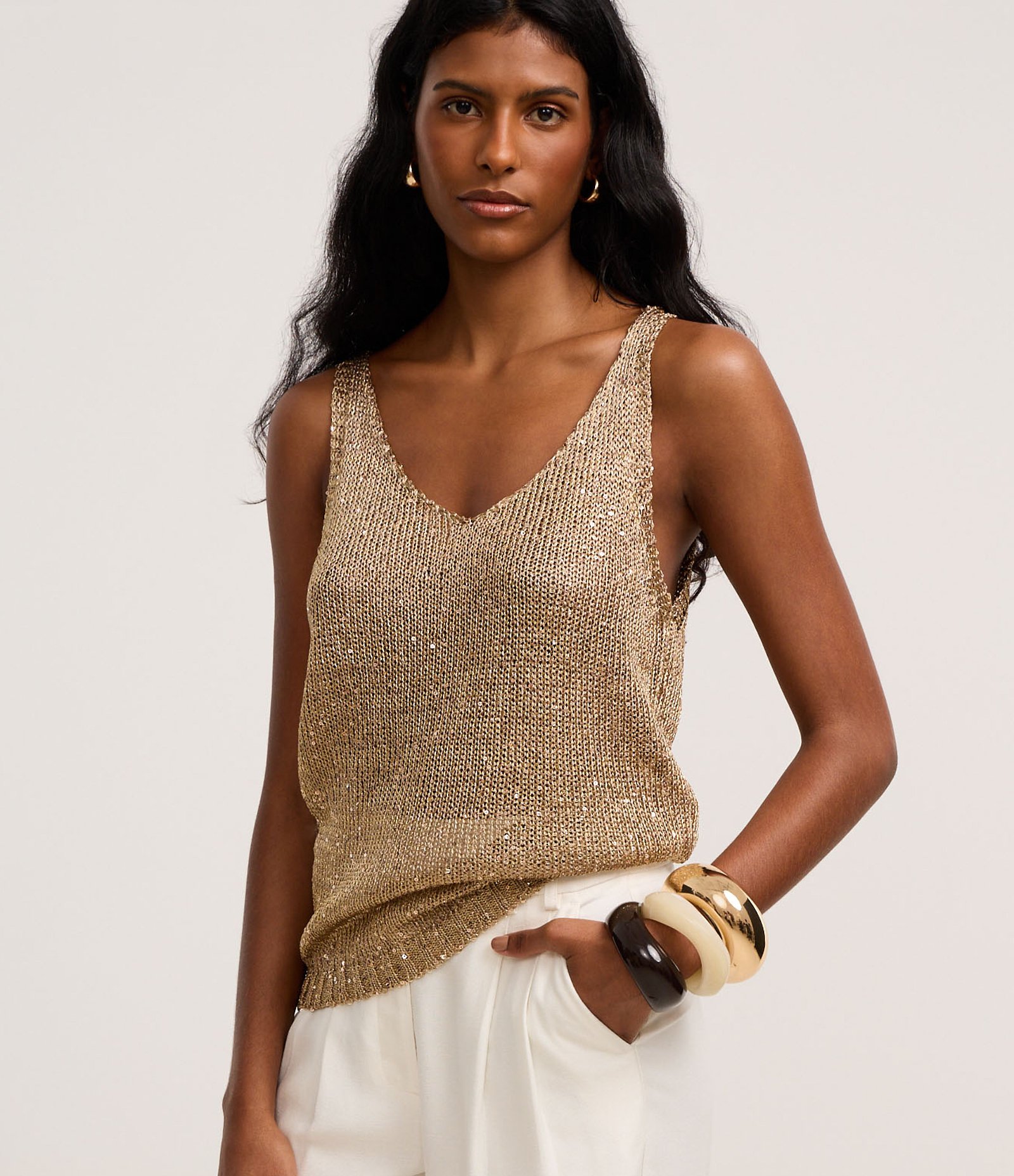 Blusa em Tricô com Fios e Paetês Metalizados Bege 1