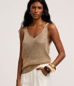 Blusa em Tricô com Fios e Paetês Metalizados