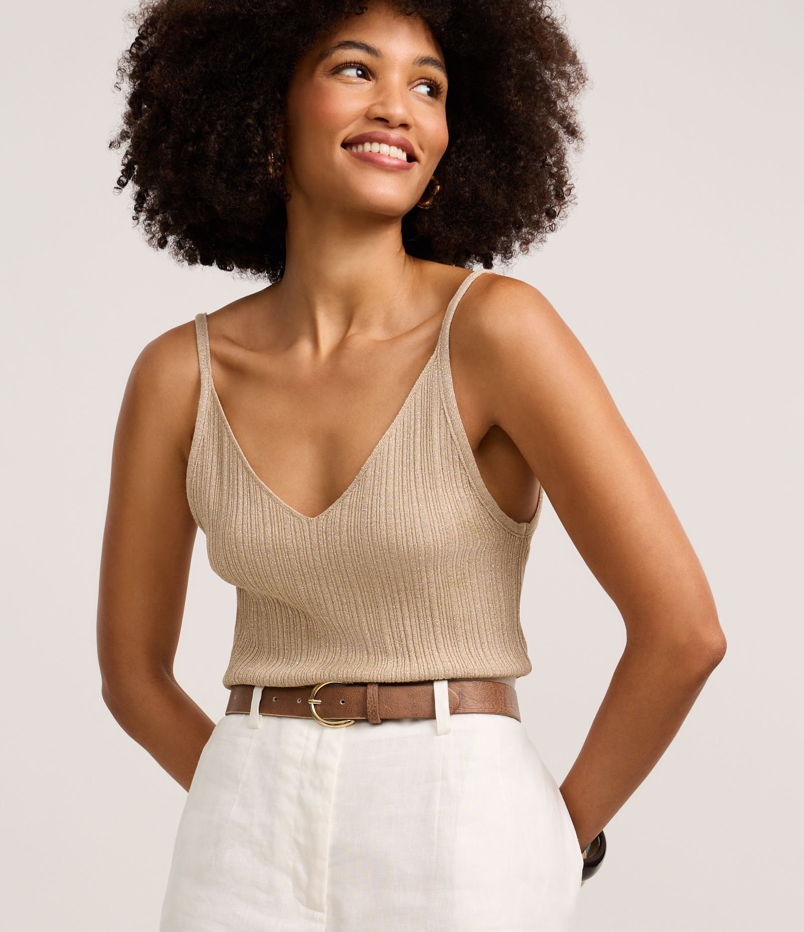 Blusa sem Manga em Tricô Canelado com Fio Metalizado Bege 1