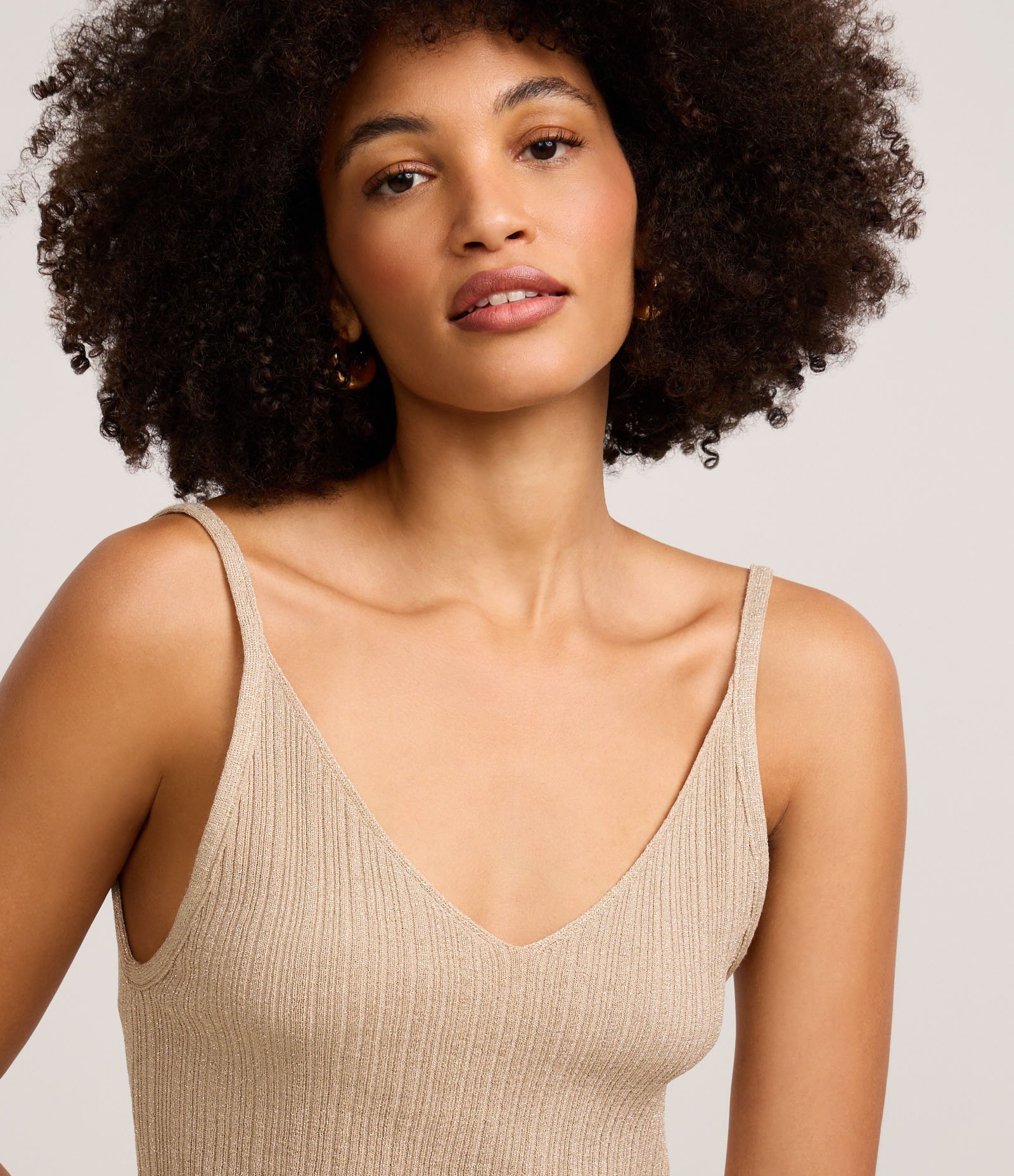 Blusa sem Manga em Tricô Canelado com Fio Metalizado Bege 3