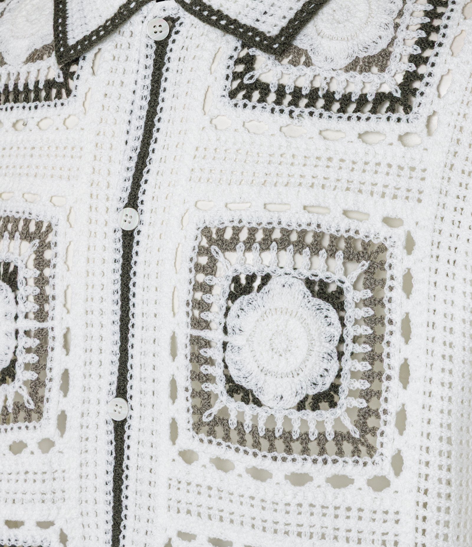 Camisa Boxy em Tricô com Estampa Quadriculada e Texturizada Bege 6