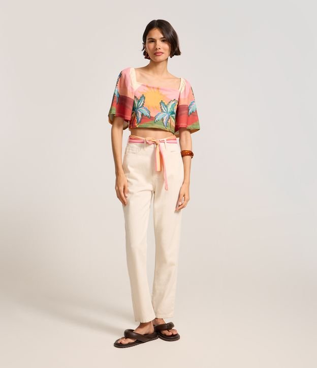 Calça Mom em Sarja com Lenço no Cós