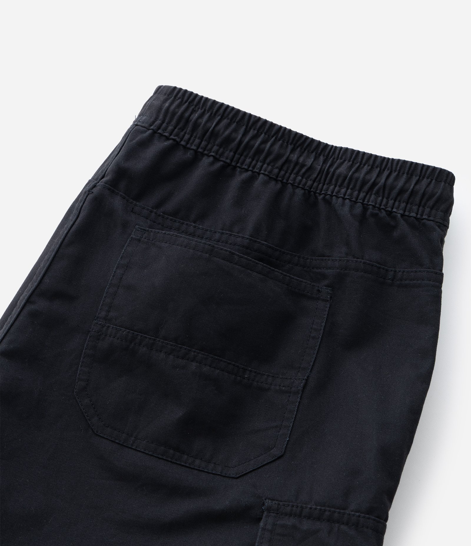 Bermuda em Algodão com Cós Elástico e Bolsos Cargo Preto 4