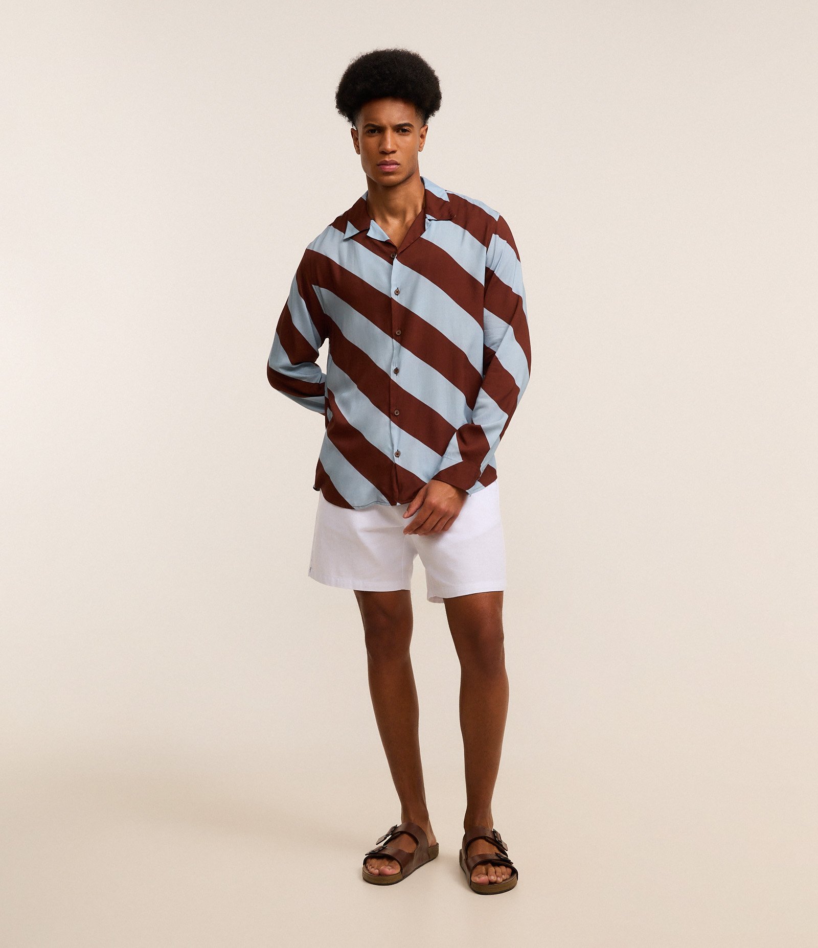 Camisa Comfort em Tricoline com Listras Largas Marrom/Azul 7