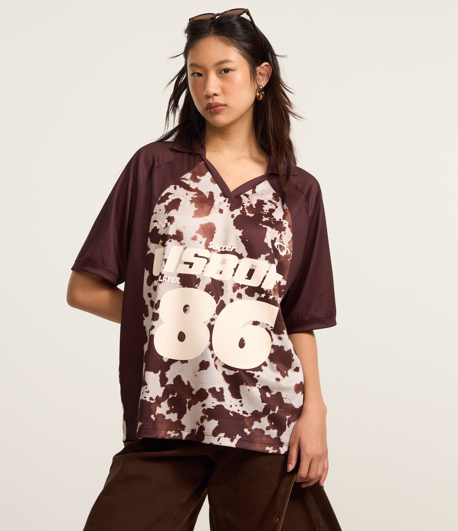 Camiseta Over com Cava Raglan e Fundo Animal Print Marrom 3