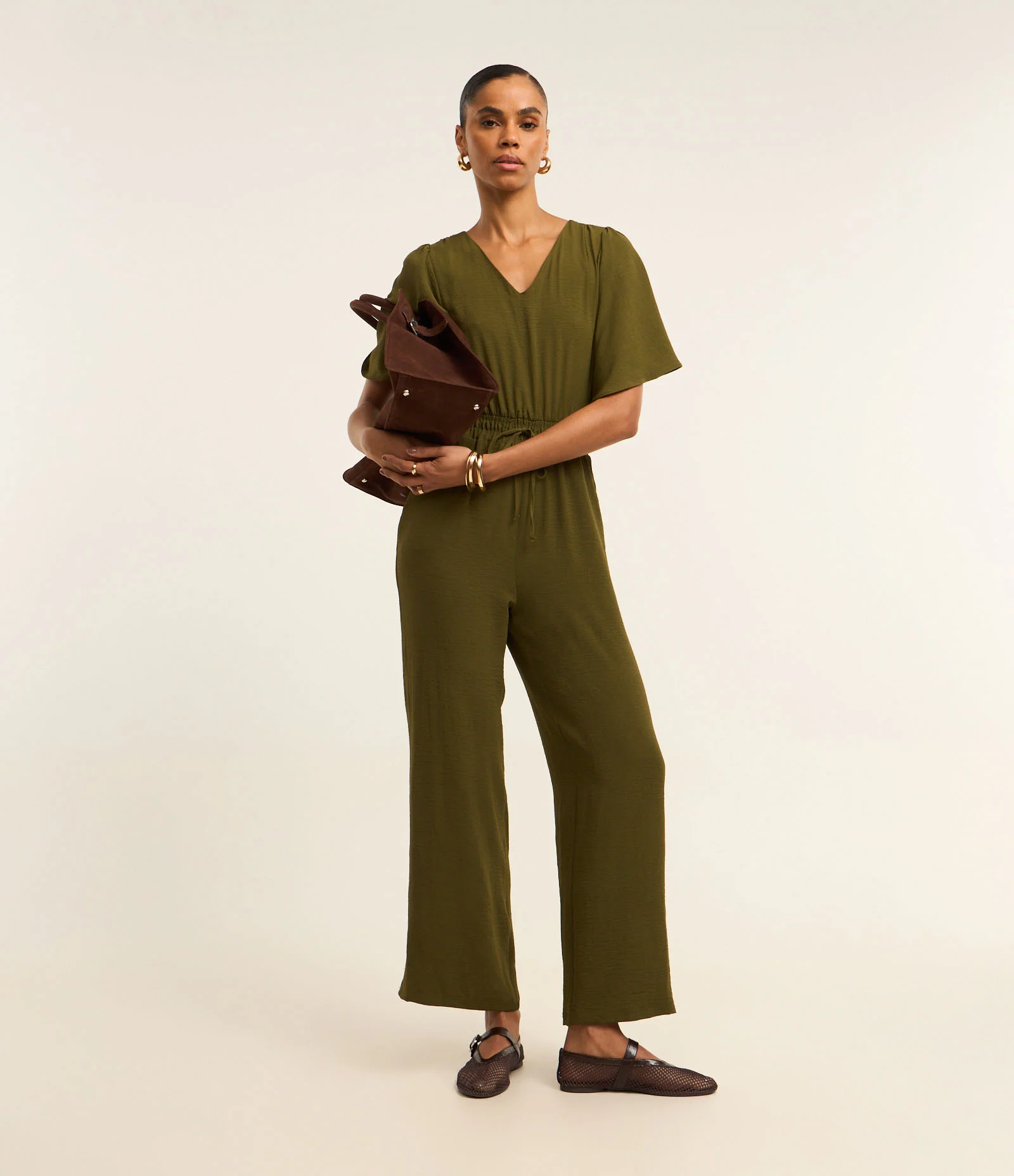 Macacão Longo em Crepe Airflow com Amarração na Cintura Verde 1