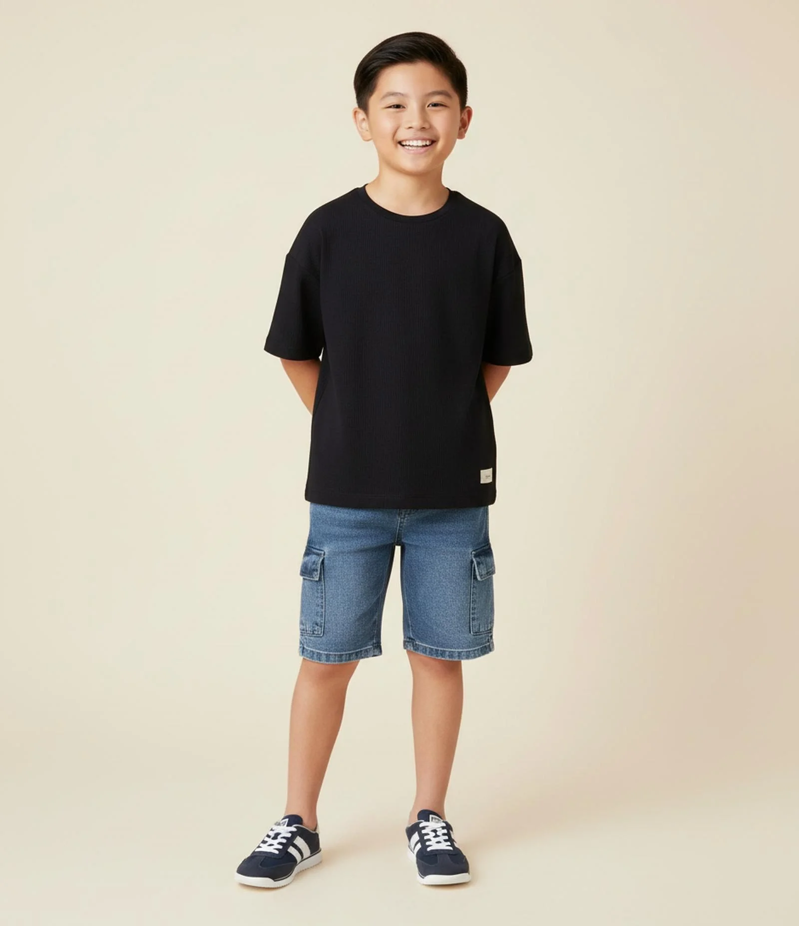 Camiseta Oversized Infantil em Suedine - Tam 5 a 14 Anos Preto 1