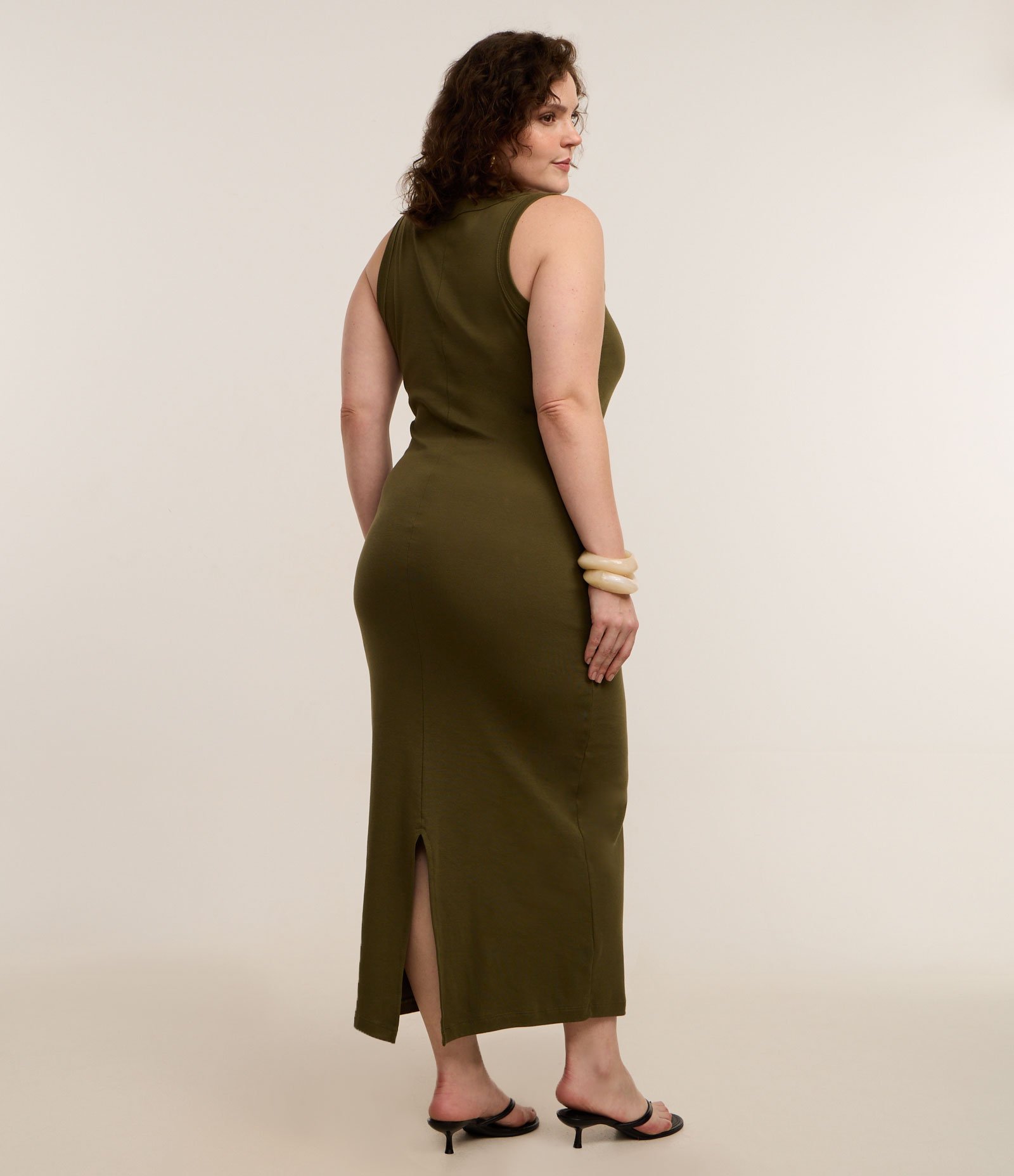 Vestido Midi sem Manga em Ribana Curve & Plus Size Verde 3
