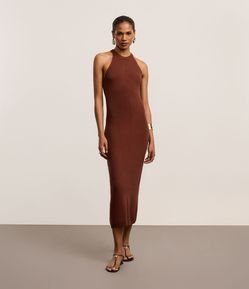 Vestido Reto Longo em Tricô com Ponto Texturizado