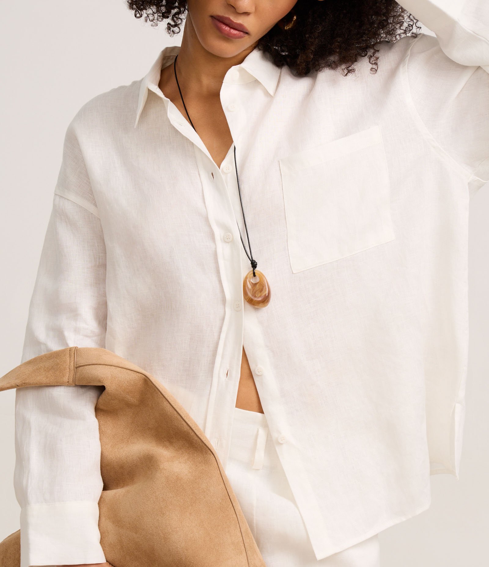 Camisa Oversized em Linho com Bolso no Peito Off White 4