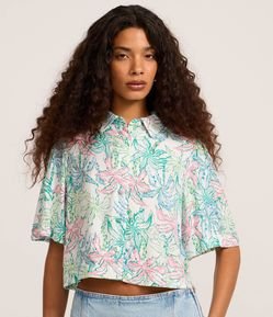 Camisa Curta Over em Viscose com Estampa Floral