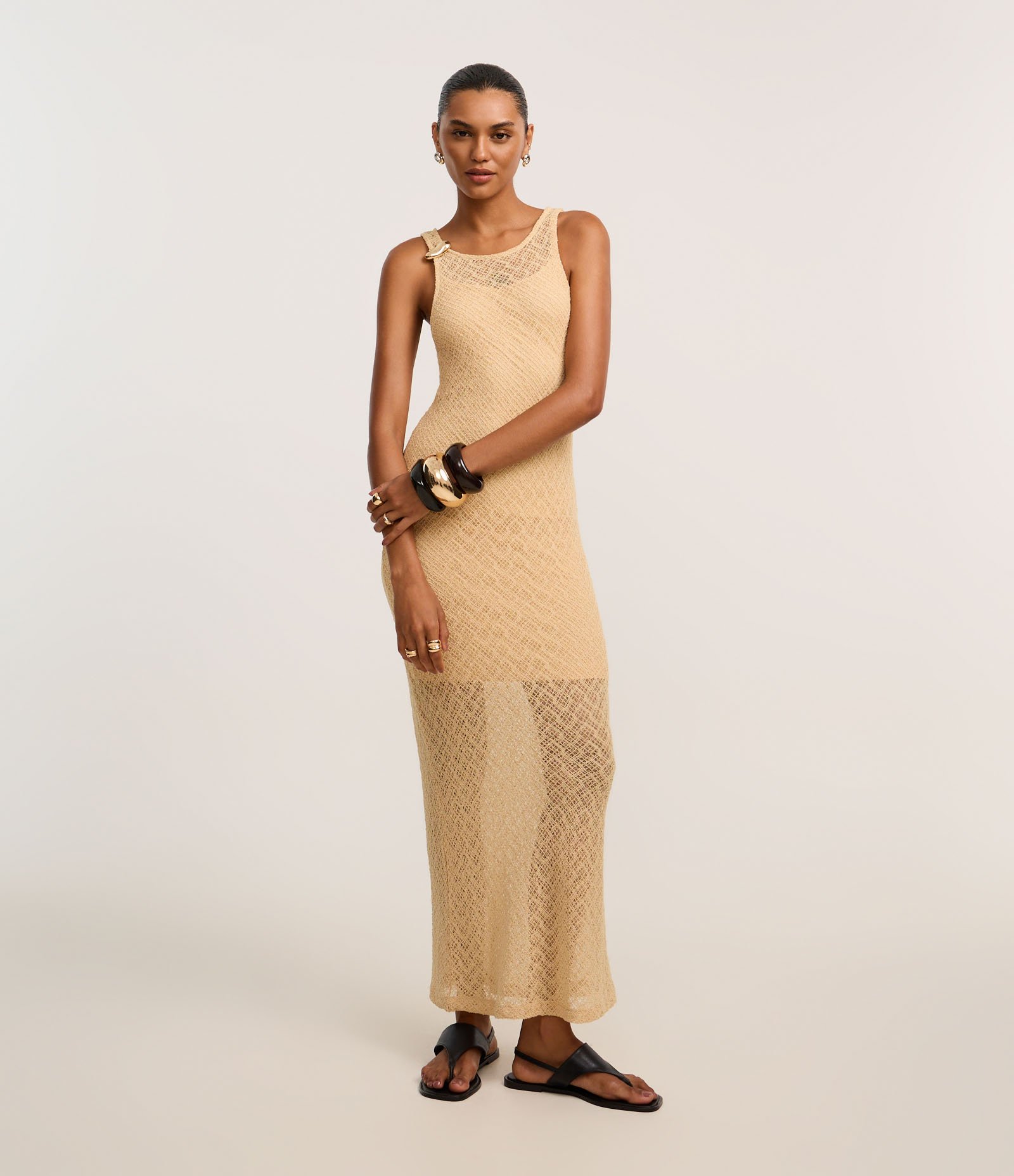 Vestido Long Midi em Renda com Ponto Vazado Bege 2